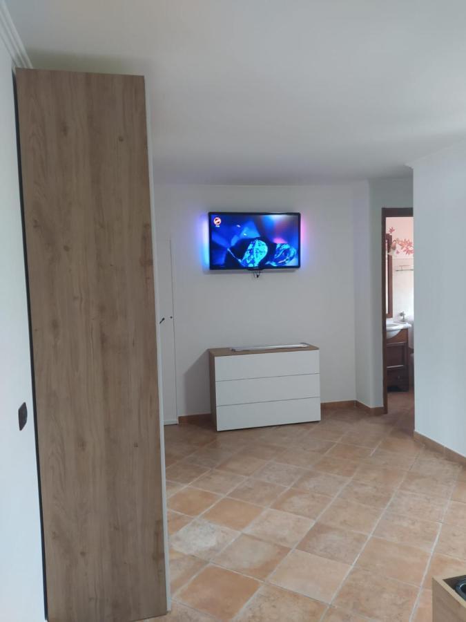 Fiumicino Centre Apartment ภายนอก รูปภาพ